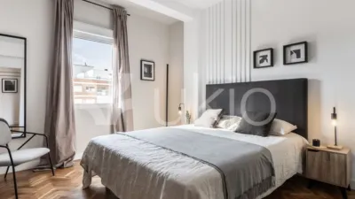 Piso en alquiler en Calle de O'Donnell, cerca de Calle de Maiquez - Imagen 3