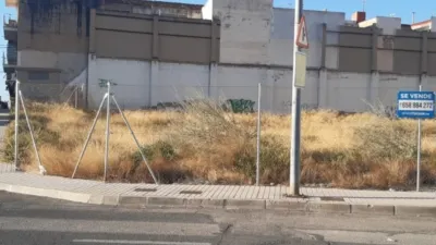 Terreno en venta en Avenida del Rio - Vista 2