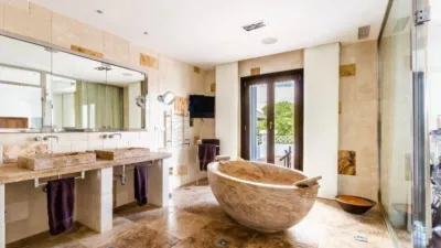 Chalet en venta en Sotogrande Alto, San Roque Golf Club (Sotogrande) de 2.695.000 €