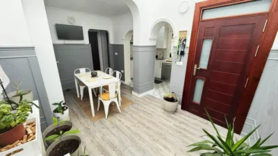 House in the Centre photo 15