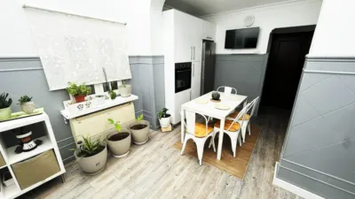 House in the Centre photo 17