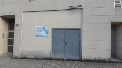 Local comercial en venta en Castiñeiriño-Cruceiro de Sar - Vista 2