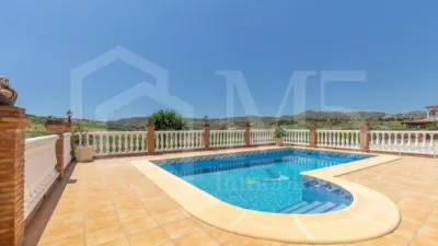 Chalet en venta en Alcaucín, Alcaucín de 599.900 €