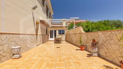 Chalet en venta en Alcaucín, Alcaucín de 599.900 €