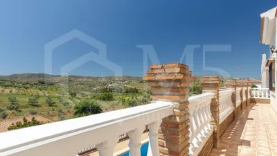 Chalet en venta en Alcaucín, Alcaucín de 599.900 €