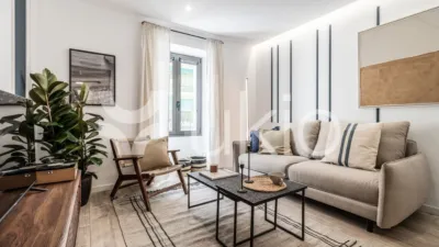 Piso en alquiler en Calle del Cardenal Cisneros, cerca de Calle de Viriato - Imagen 2