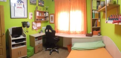 Chalet en venta en Alagón, Alagón de 245.000 €