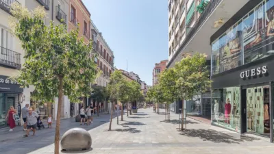 Apartamento en alquiler en Calle de Fuencarral, cerca de Calle de Augusto Figueroa - Imagen 32