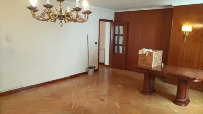 Apartment on Valentín Calderón Street photo 11
