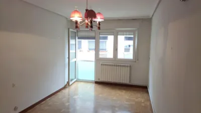 Apartment on Valentín Calderón Street photo 16