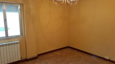 Apartment on Valentín Calderón Street photo 9