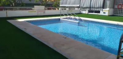 Piso en alquiler en Avenida de Jesús Cautivo, Los Boliches (Fuengirola) de 1.050 €<span>/mes</span>