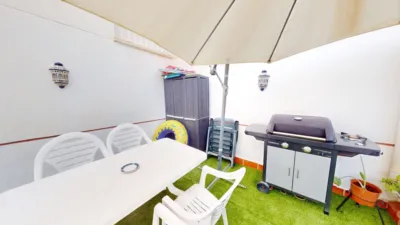 Piso en alquiler en Avenida de Jesús Cautivo, Los Boliches (Fuengirola) de 1.050 €<span>/mes</span>