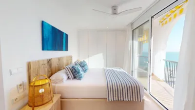Piso en alquiler en Paseo Marítimo Rey de España, cerca de Avenida de Carvajal, Las Gaviotas-Carvajal (Fuengirola) de 2.300 €<span>/mes</span>