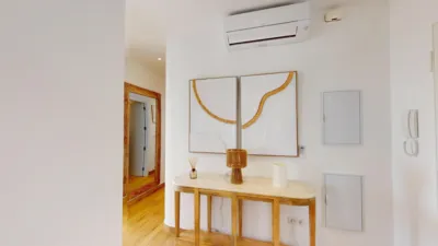 Piso en alquiler en Paseo Marítimo Rey de España, cerca de Avenida de Carvajal, Las Gaviotas-Carvajal (Fuengirola) de 2.300 €<span>/mes</span>