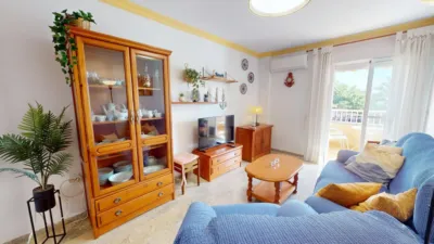 Piso en alquiler en 1ª Línea de Playa, San Francisco (Fuengirola) de 1.300 €<span>/mes</span>