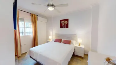 Piso en alquiler en 1ª Línea de Playa, San Francisco (Fuengirola) de 1.300 €<span>/mes</span>