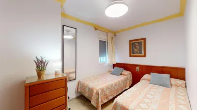 Piso en alquiler en 1ª Línea de Playa, San Francisco (Fuengirola) de 1.300 €<span>/mes</span>