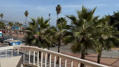 Piso en alquiler en 1ª Línea de Playa, San Francisco (Fuengirola) de 1.300 €<span>/mes</span>
