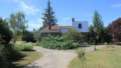House in Grijota photo 13