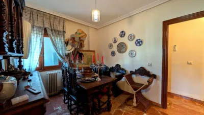 Flat on Pintor Madrazo Street photo 18