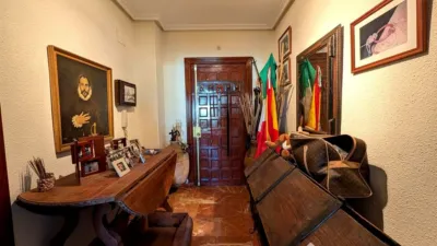 Flat on Pintor Madrazo Street photo 23