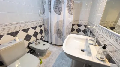 Apartment on Juan Pablo Morís and Victims of Terrorism Street photo 17