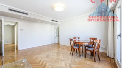 Piso en alquiler en Recoletos - Imagen 2
