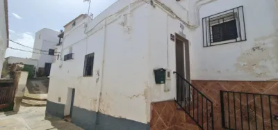 Chalet on Guadix Street photo 2