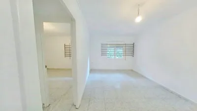 Apartment in La Prosperitat photo 2
