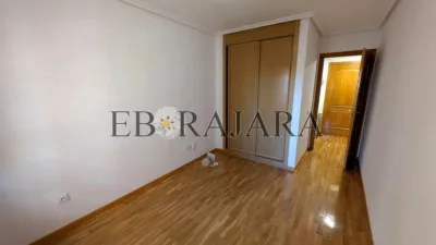 Piso en alquiler en Calle del Capitán Cortés, El Pilar-La Estación (Talavera de la Reina) de 700 €<span>/mes</span>
