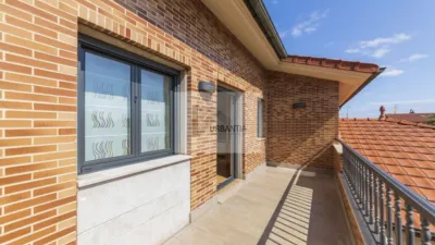 Chalet en venta en Calle de San Martín, cerca de Avenida Muru-Astráin, Paternáin (Cizur) de 850.000 €