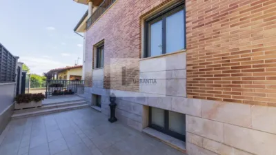 Chalet en venta en Calle de San Martín, cerca de Avenida Muru-Astráin, Paternáin (Cizur) de 850.000 €