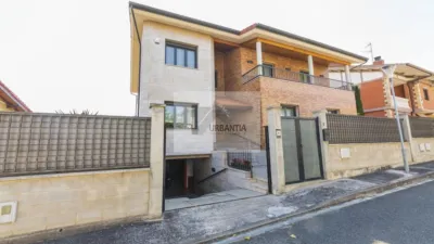 Chalet en venta en Calle de San Martín, cerca de Avenida Muru-Astráin, Paternáin (Cizur) de 850.000 €