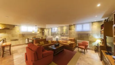 Chalet en venta en Calle de San Martín, cerca de Avenida Muru-Astráin, Paternáin (Cizur) de 850.000 €