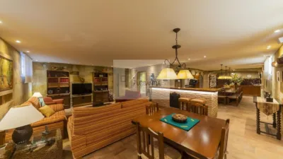 Chalet en venta en Calle de San Martín, cerca de Avenida Muru-Astráin, Paternáin (Cizur) de 850.000 €