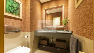 Chalet en venta en Calle de San Martín, cerca de Avenida Muru-Astráin, Paternáin (Cizur) de 850.000 €