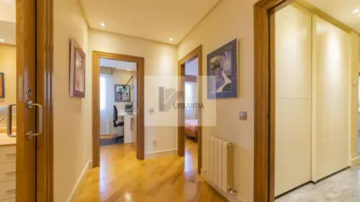 Chalet en venta en Calle de San Martín, cerca de Avenida Muru-Astráin, Paternáin (Cizur) de 850.000 €