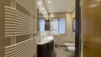 Chalet en venta en Calle de San Martín, cerca de Avenida Muru-Astráin, Paternáin (Cizur) de 850.000 €