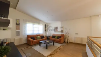 Chalet en venta en Calle de San Martín, cerca de Avenida Muru-Astráin, Paternáin (Cizur) de 850.000 €