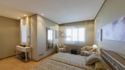 Chalet en venta en Calle de San Martín, cerca de Avenida Muru-Astráin, Paternáin (Cizur) de 850.000 €