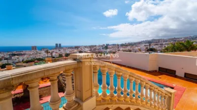 Casa en venta en Calle Doctor Pérez Camacho, Salamanca-Uruguay-Las Mimosas (Distrito Centro-Ifara. Santa Cruz de Tenerife Capital) de 2.490.000 €