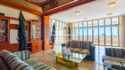 Casa en venta en Calle Doctor Pérez Camacho, Salamanca-Uruguay-Las Mimosas (Distrito Centro-Ifara. Santa Cruz de Tenerife Capital) de 2.490.000 €