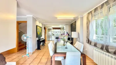 Chalet en venta en Urbanizaciones, Santa Anna-Urbanitzacions (Gandia) de 359.000 €