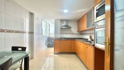 Piso en venta en Paseo Germanías, República Argentina-Iglesia Cristo Rey (Distrito Gandia Ciutat. Gandia) de 169.000 €
