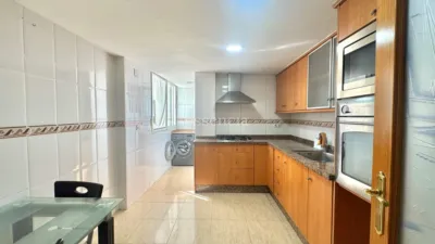 Piso en venta en Paseo Germanías, República Argentina-Iglesia Cristo Rey (Distrito Gandia Ciutat. Gandia) de 169.000 €