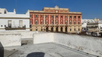 Casa en venta en Calle Real, cerca de Calle Dolores - Vista 5