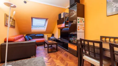 Pis – A Coruña, Cidade Escolar, Labañou - Més