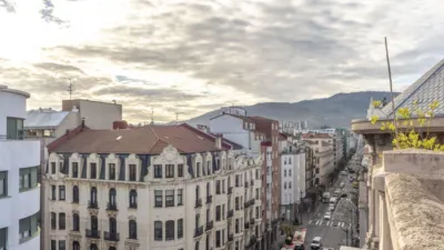 Ático en venta en Guggenheim, Abando Ensanche (Distrito Abando. Bilbao) de 749.000 €