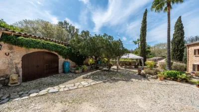 Rustic Finca on Son Amagat Street photo 38